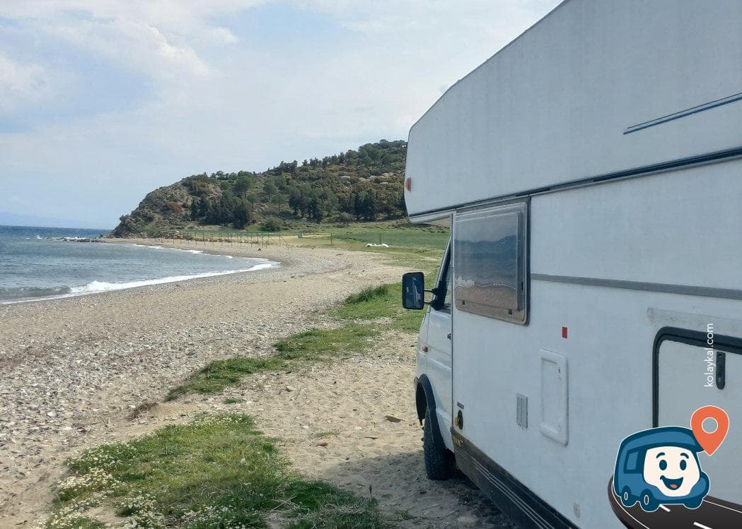 İhlamurlar Altında Konutları Yakınındaki Sahil Otoparkı ve Kamp Alanı - Gelibolu, Çanakkale, foto 1