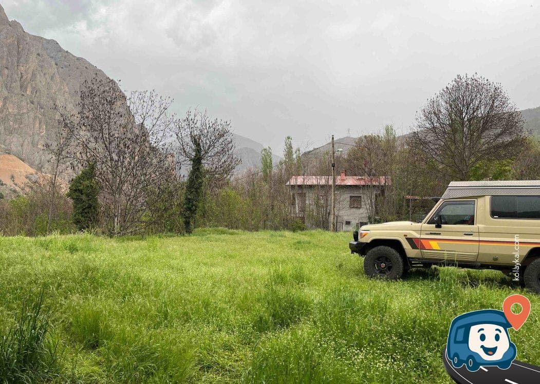 Yuva Köyü Kültür Merkezi Kamp Yeri - Kemaliye, Erzincan, foto 1