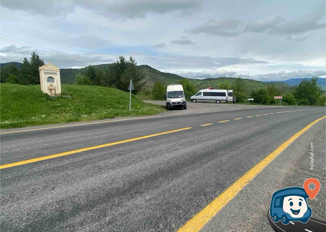 Ardahan Yolu Üzeri Ücretsiz Su Kaynağı ve Piknik Alanı - Posof, foto 2