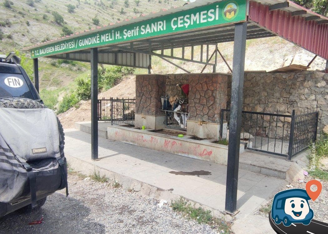 Yol Üzeri Su Kaynağı ve Park Yeri - Şırnak Merkez, Şırnak, foto 1