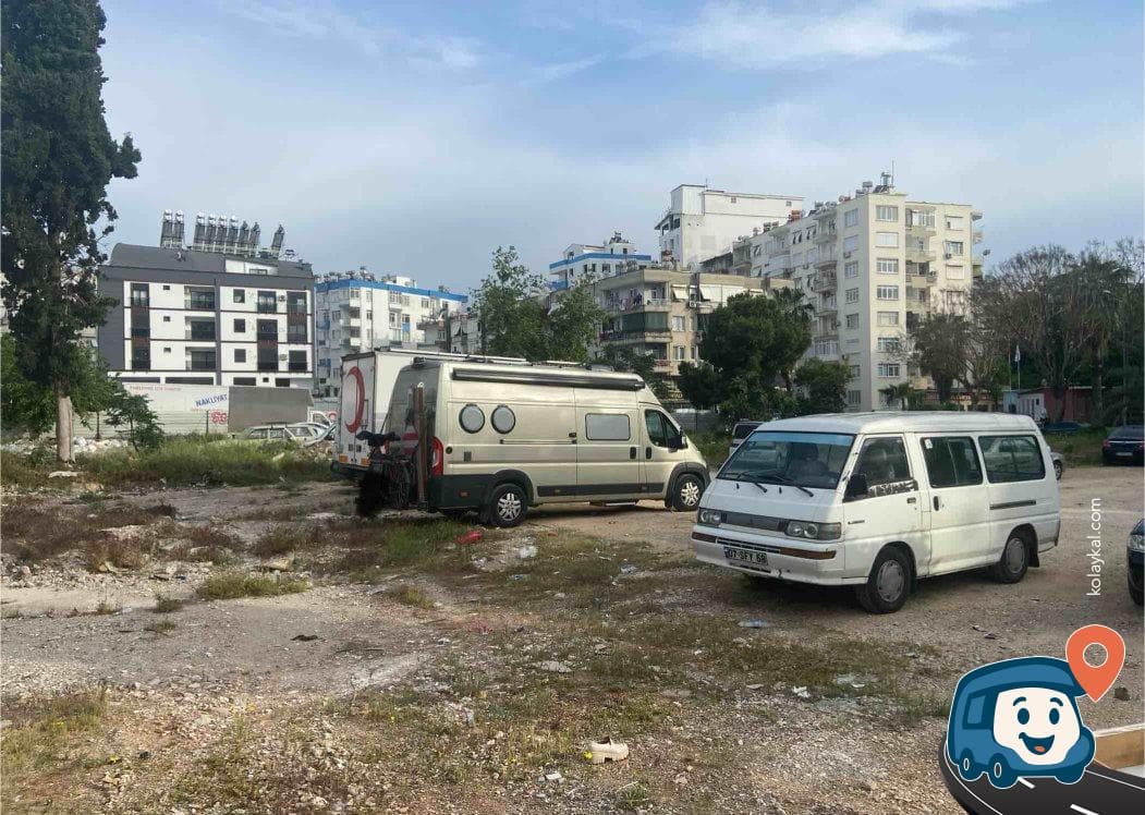 Antalya Şehir Merkezi Ücretsiz Otopark ve Park Alanı - Muratpaşa, foto 2