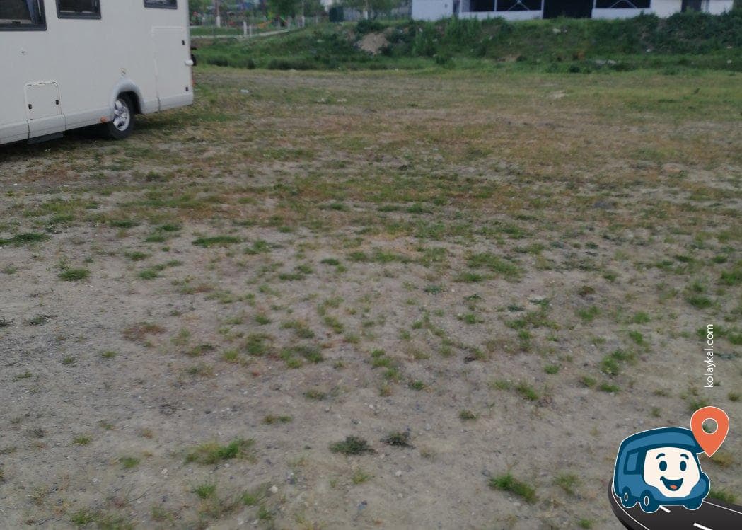 Orman Kenarı ve Çeşme Yanı Sakin Kamp Alanı - Silivri, İstanbul, foto 1
