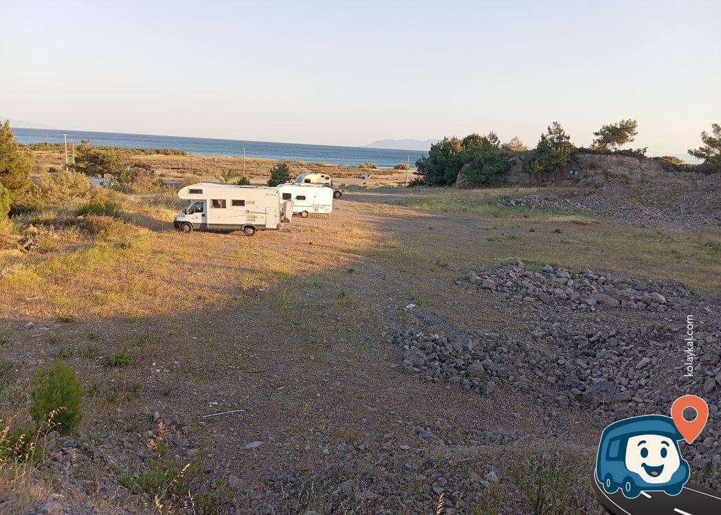 Ayvalık Sahil Kenarı Kamp Alanı - Balıkesir, foto 2