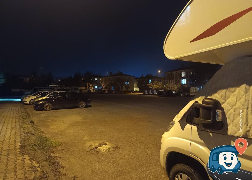 Bolu Şehir Merkezi Karavan ve Büyük Araç Otoparkı - Bolu Merkez, foto 1