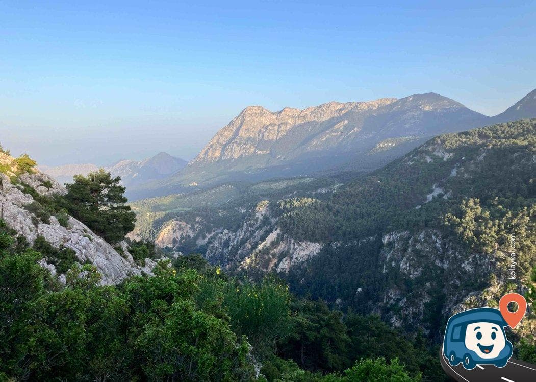 Antalya Yakınlarında Sakin Kamp Alanı ve Eski Ahırlar - Konyaaltı, foto 1