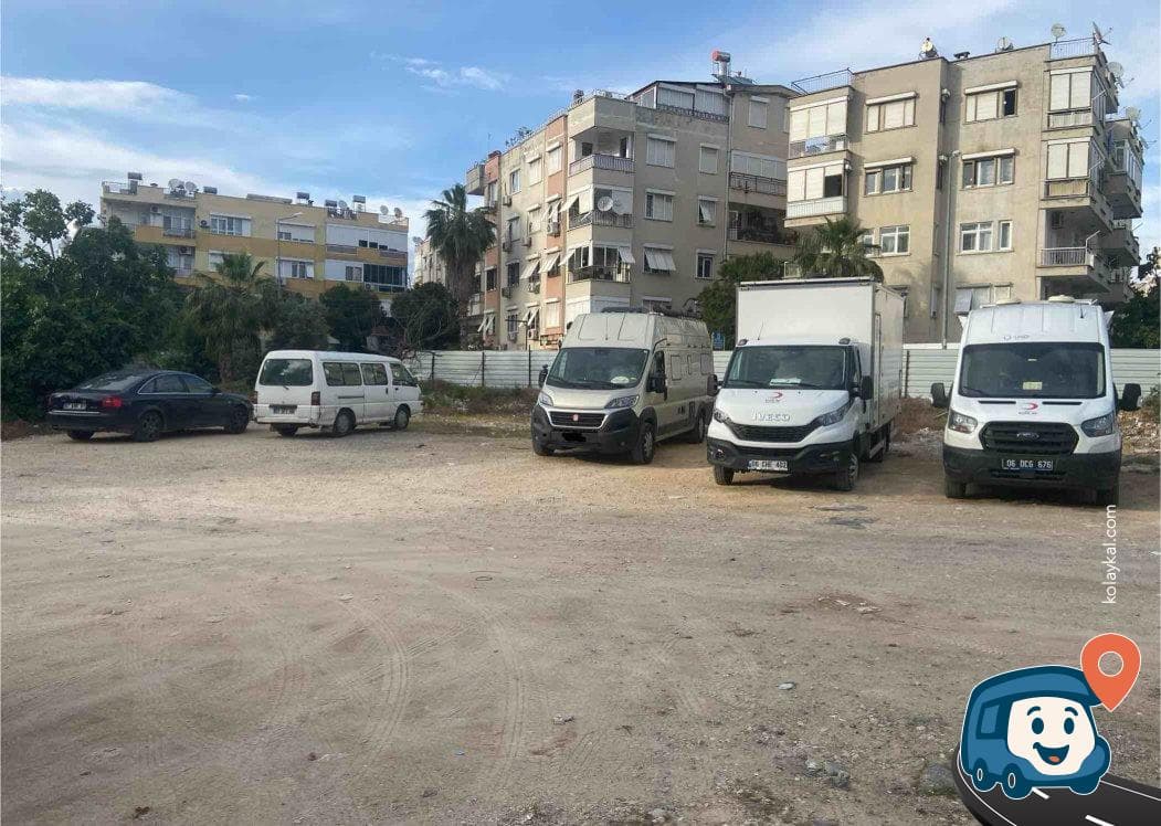 Antalya Şehir Merkezi Ücretsiz Otopark ve Park Alanı - Muratpaşa, foto 1