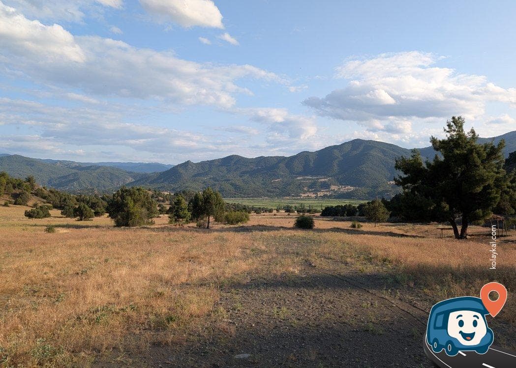 Pirinç Tarlaları ve Dağ Manzaralı Kamp Alanı - Osmancık, Çorum, foto 2