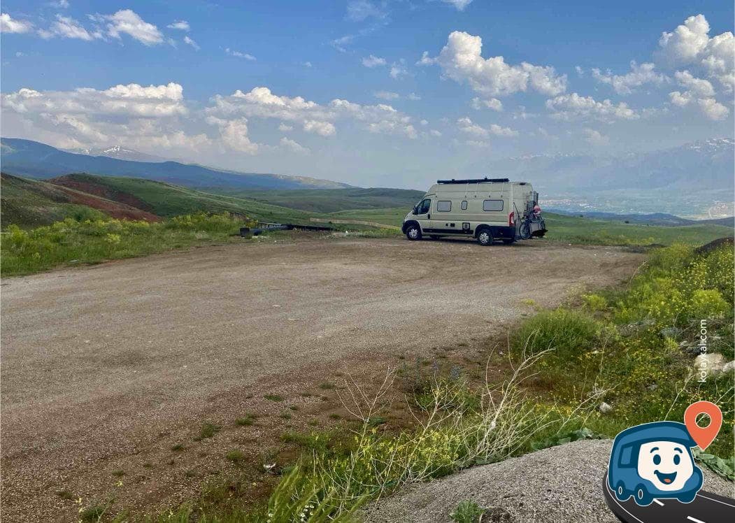 Yol Kenarı Ücretsiz Otopark - Erzincan Merkez, Erzincan, foto 2