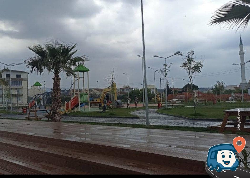 Akhisar Belediyesi Çağlak Kafe Ücretsiz Otopark - Manisa, foto 1