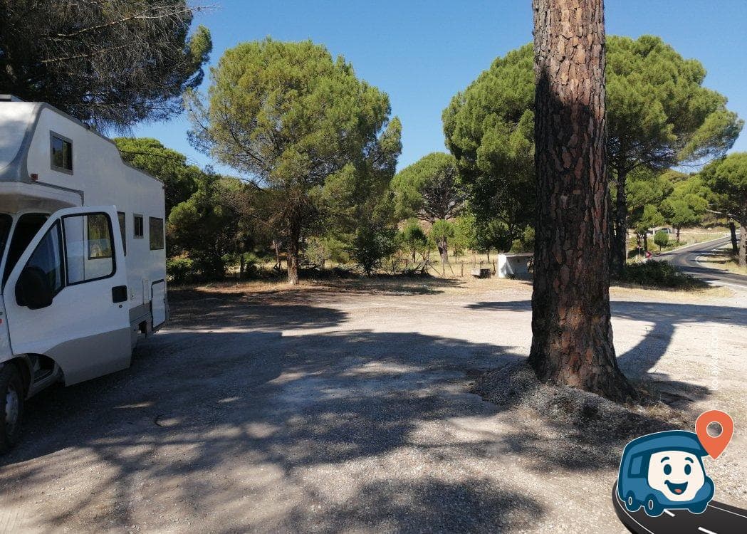 Yol Üstü Mola Yeri ve Dinlenme Alanı - Bergama, İzmir, foto 1
