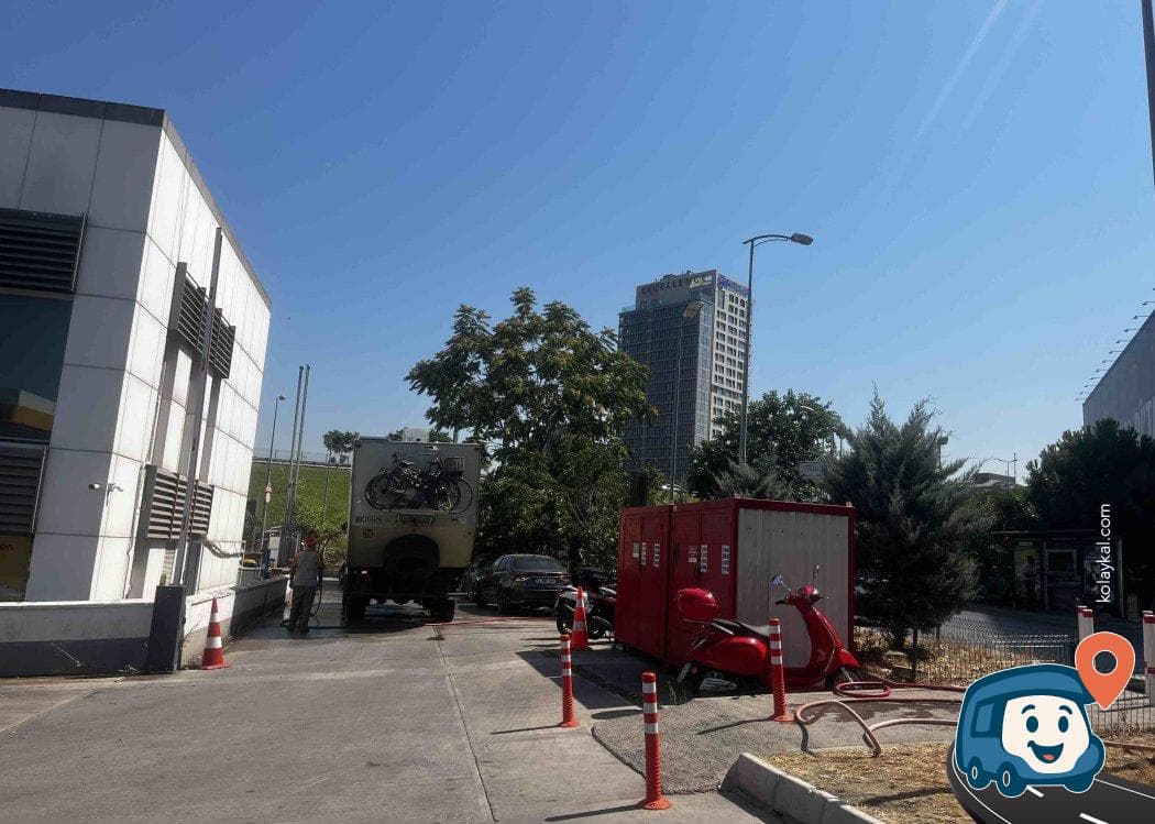 Su İhtiyacınızı Giderebileceğiniz Benzin İstasyonu - Kadıköy, İstanbul, foto 3