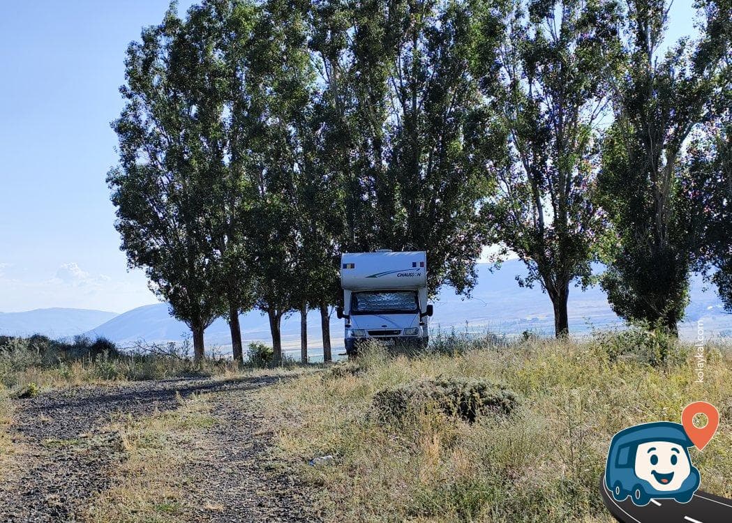 Terkedilmiş Kale Yakınında Sakin Kamp Alanı - Yakutiye, Erzurum, foto 1