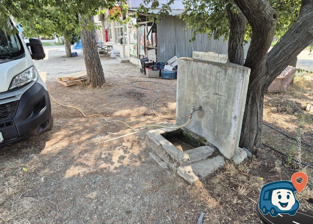 İznik Gölü Kenarı Halk Çeşmesi ve Park Yeri - Osmaneli, Bilecik, foto 1