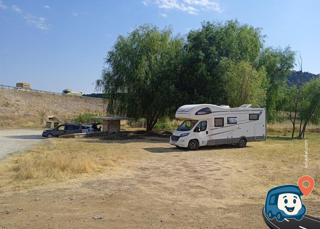 Yazılı Kanyonu Tabiat Parkı Yakınında Kamp Alanı - Beyşehir, Konya, foto 1