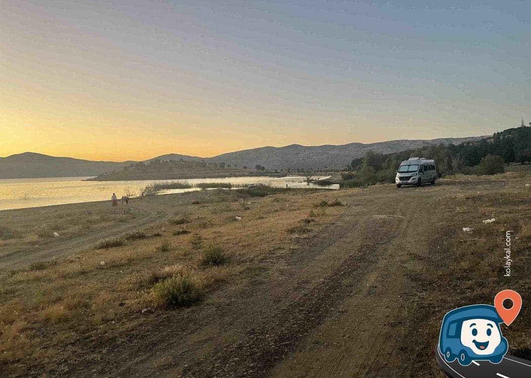 Elazığ Gölü Kenarı Kamp ve Dinlenme Alanı - Maden, foto 2