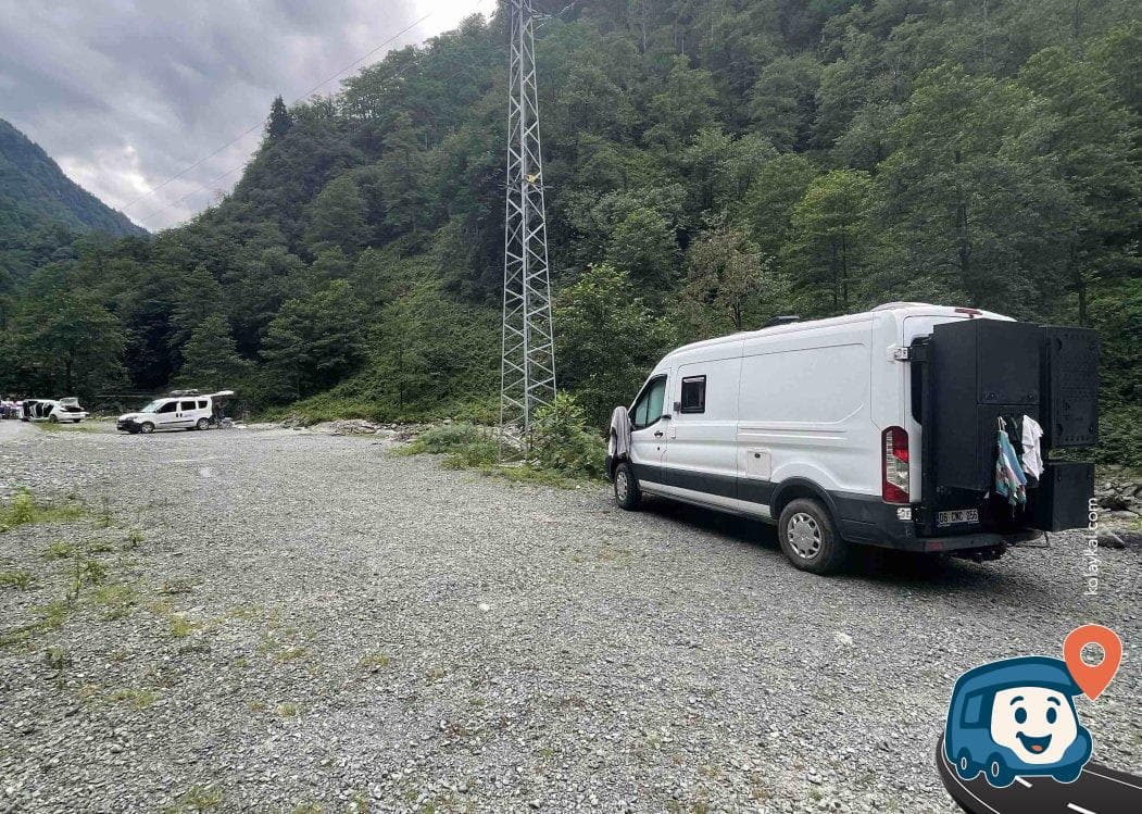 Mençuna Şelalesi Yakınında Kamp Alanı - Arhavi, Artvin, foto 3