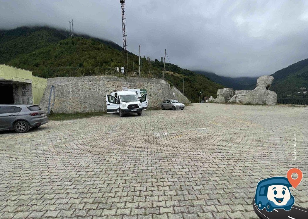 Atatepe Ücretsiz Kamp Alanı - Artvin Merkez, Artvin, foto 2