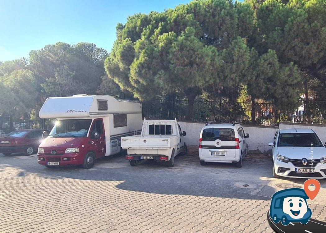 Çeşme Merkez Günlük Otopark - İzmir, foto 1