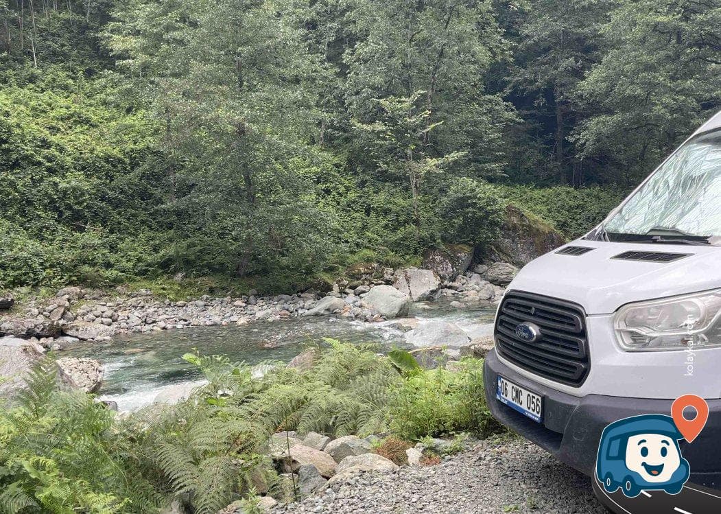 Mençuna Şelalesi Yakınında Kamp Alanı - Arhavi, Artvin, foto 1