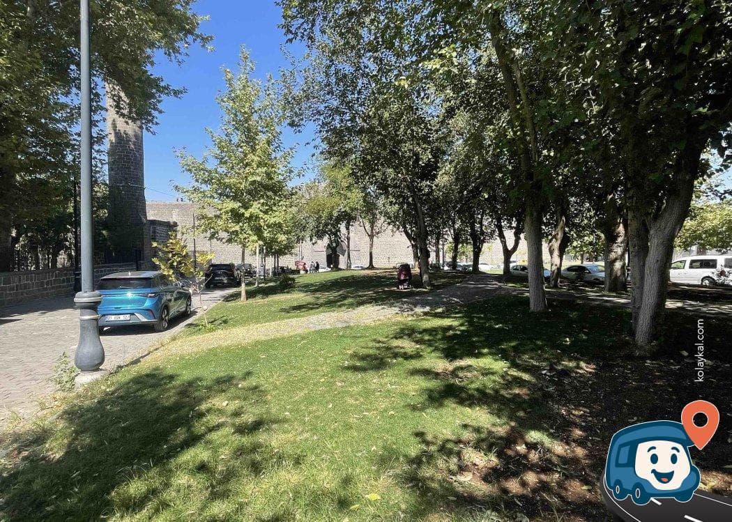 Karacadağ Bölgesi Ücretsiz Karavan ve Kamp Alanı - Sur, Diyarbakır, foto 1