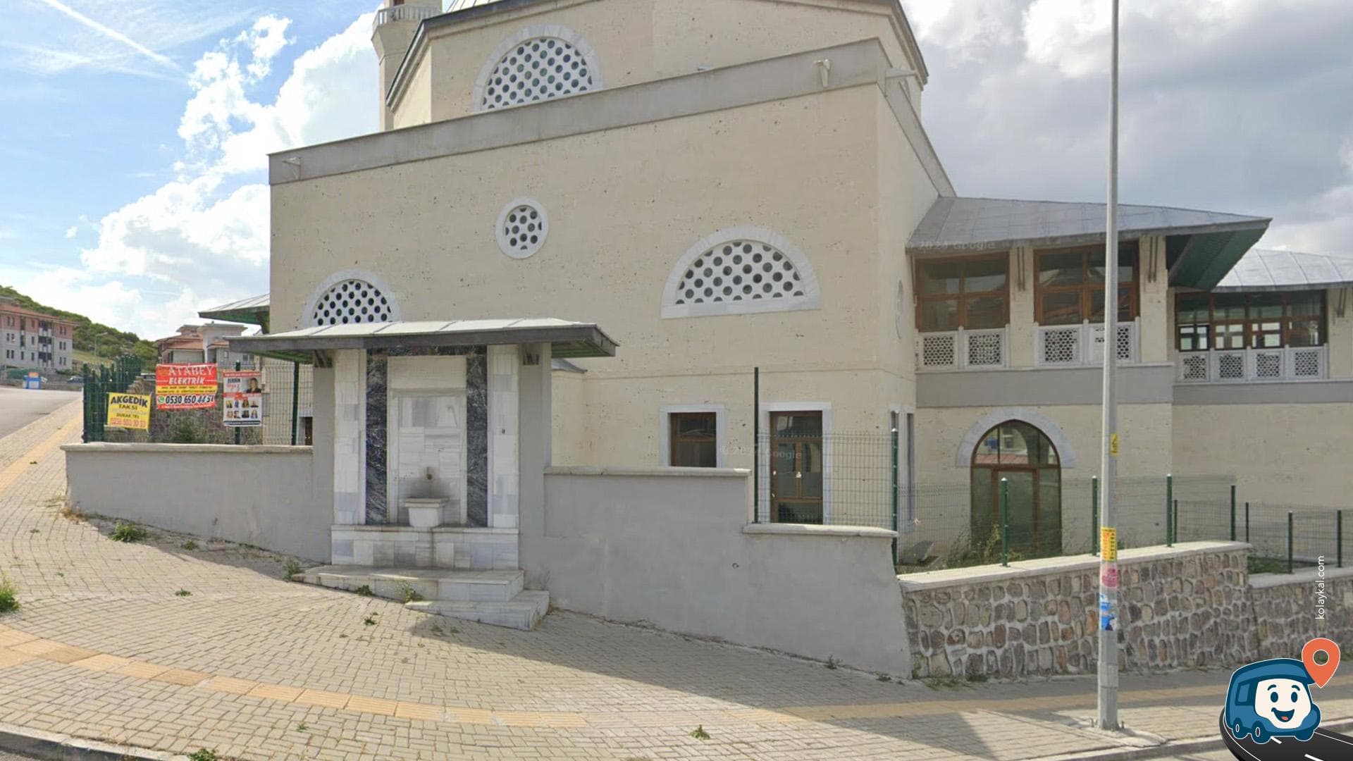 Halka Açık Tuvalet ve Çeşme - Yunusemre, Manisa, foto 1