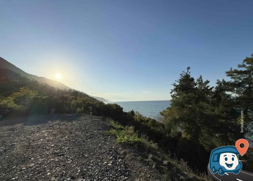 D010 Yolu Kenarı Aile İşletmesi Kamp Alanı - İnebolu, Kastamonu, foto 2