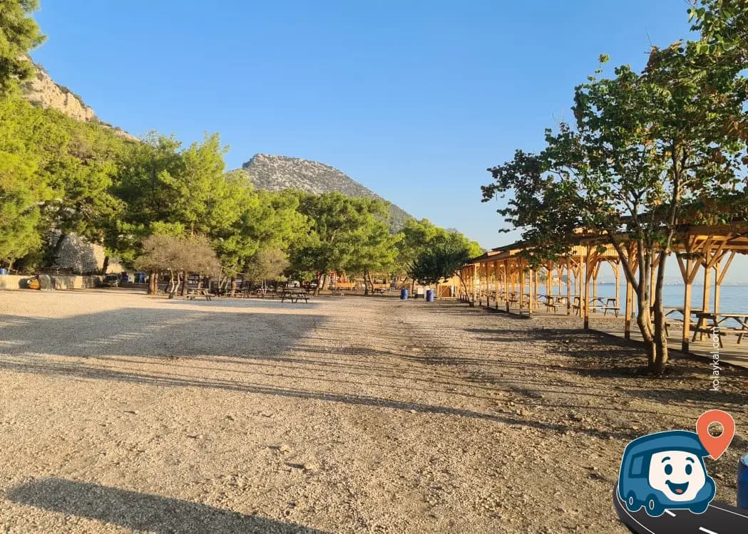Plaj Manzaralı Otopark ve Dinlenme Alanı - Kemer, Antalya, foto 2