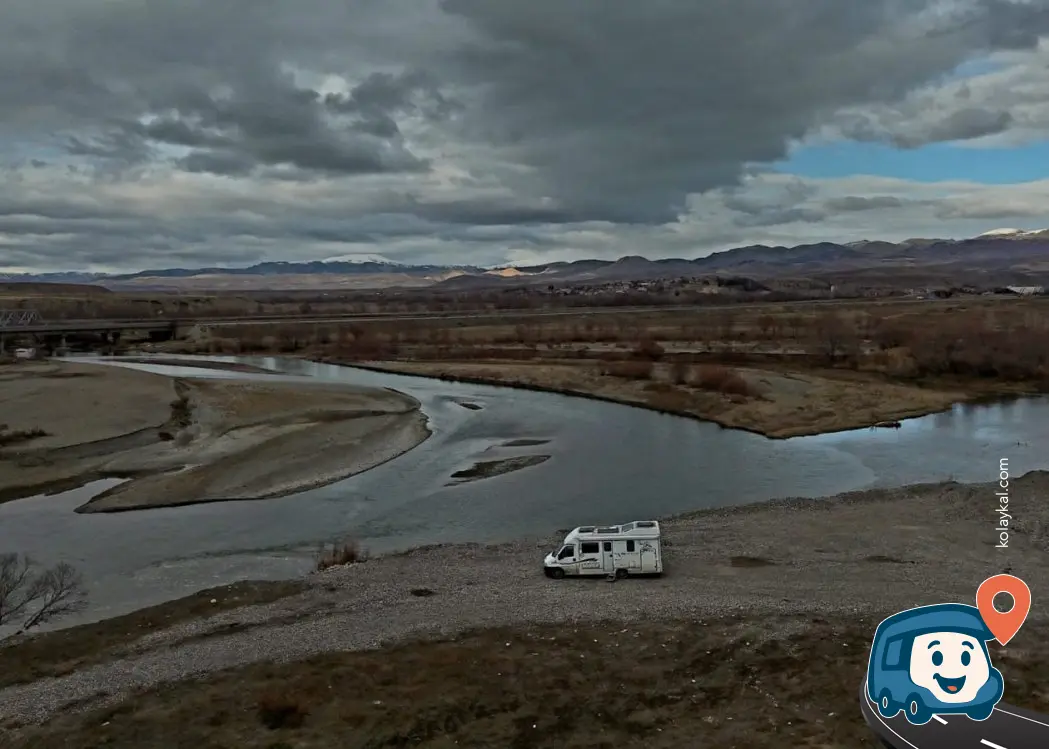 Fırat Nehri Kaynağı Kamp Alanı - Tercan, Erzincan, foto 1
