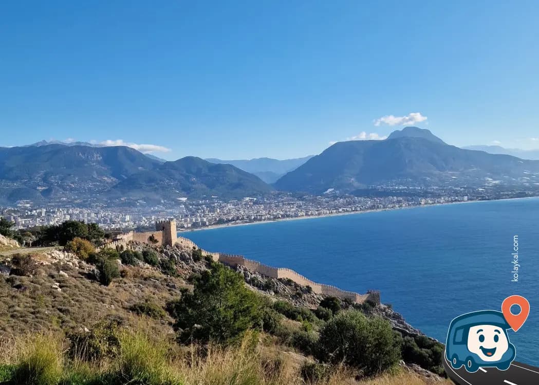 Alanya Kalesi Yakınları Ücretsiz Otopark - Antalya, foto 1