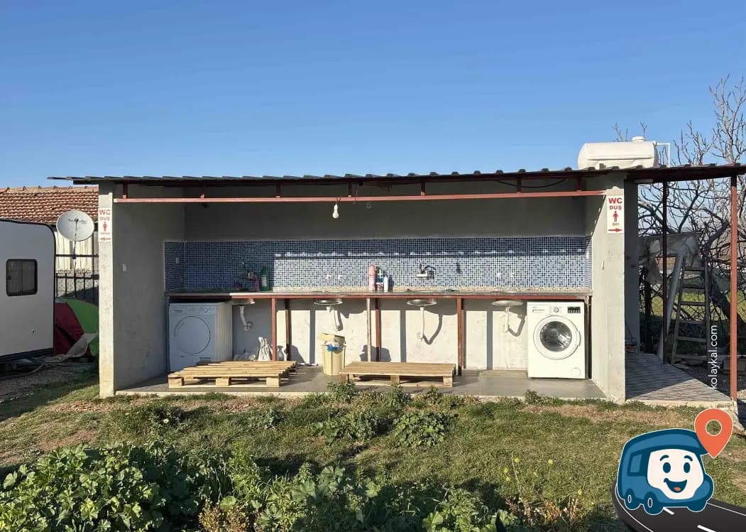 Elektrik ve Su İmkanlı Kamp Alanı - Balçova, İzmir, foto 7