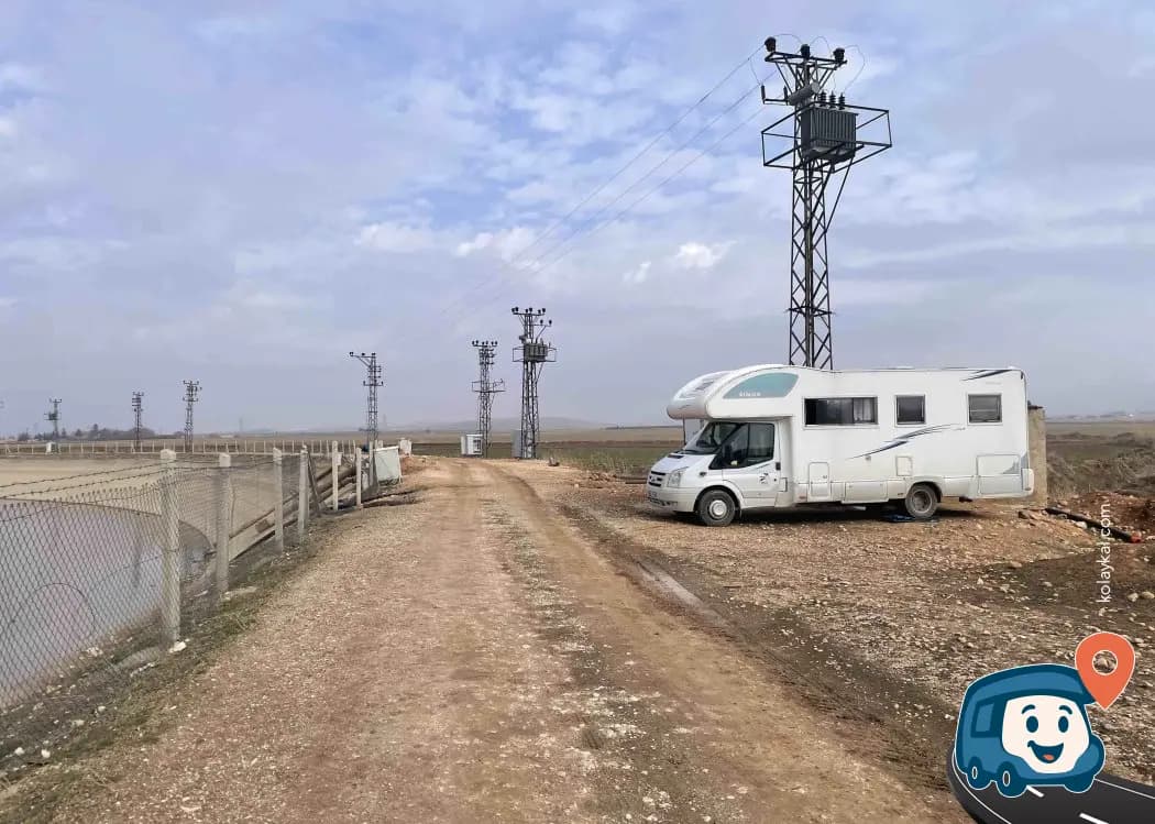Harran Ovası Kenarında Mütevazı Kamp Noktası - Haliliye, Şanlıurfa, foto 1