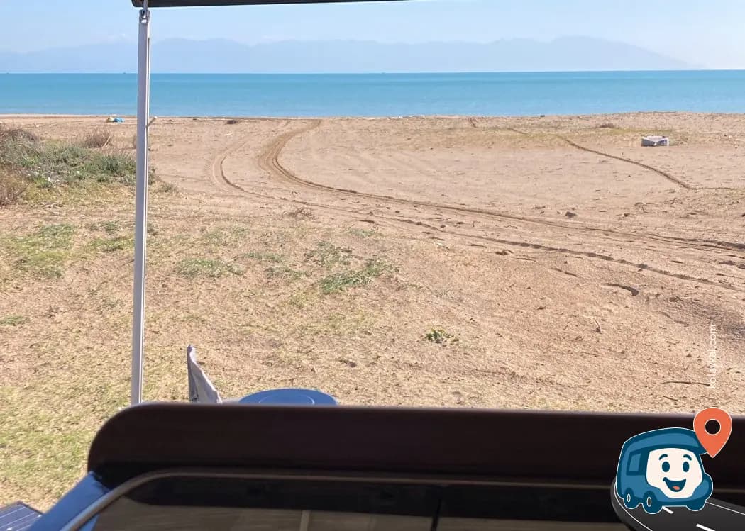 Yumurtalık Belediye Kamp Alanı (karataş Olarak Bilinir) - Adana, foto 1