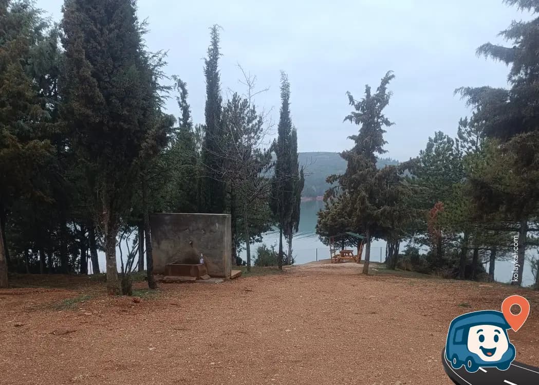 Gölcük Tabiat Parkı Karavan Konaklama Alanı - Atabey, Isparta, foto 1