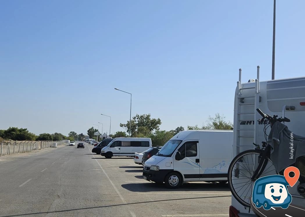 Yol Kenarı Otopark ve Piknik Alanı - Muratpaşa, Antalya, foto 2