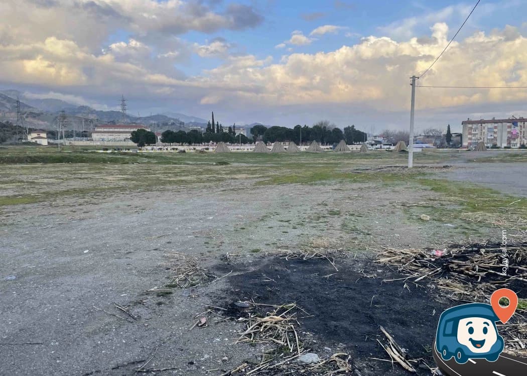 Avm Yakını Geniş Otopark - Efeler, Aydın, foto 1