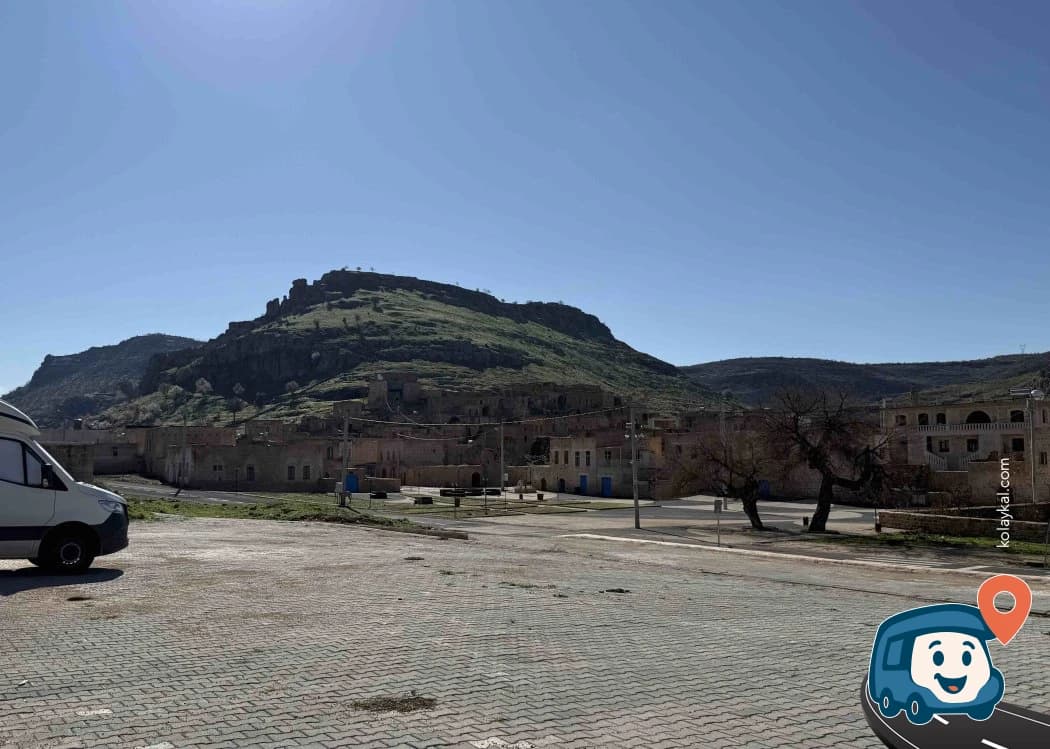Dereici Köyü Açık Otopark ve Süryani Kilisesi Yakını Konaklama - Savur, Mardin, foto 2