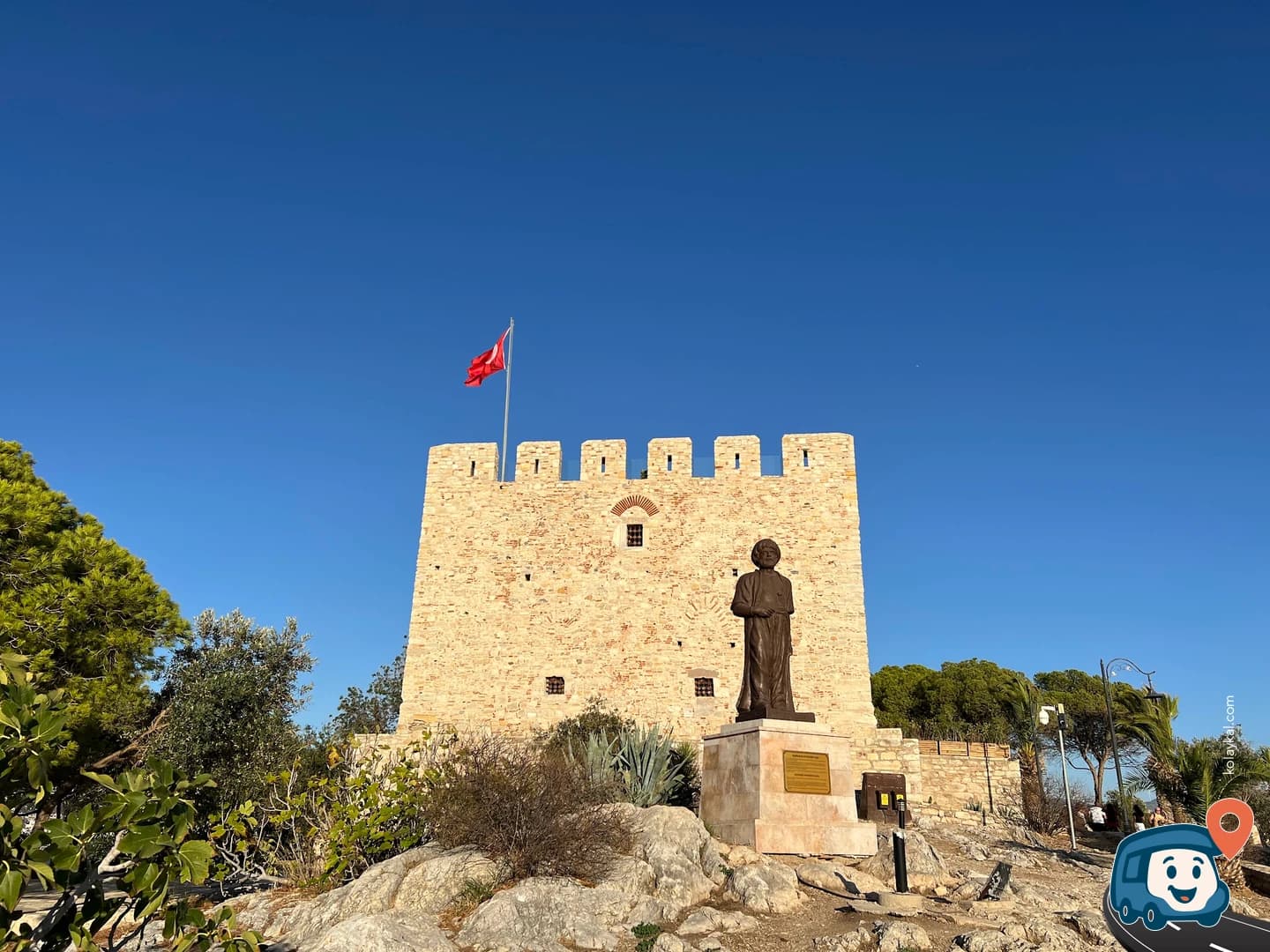 Güvercinada Kalesi - Kuşadası, Aydın, foto 1