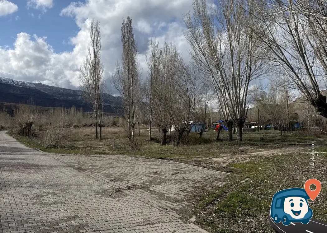 Fırat Nehri Kenarı Kamp Noktası - Kemah, Erzincan, foto 1
