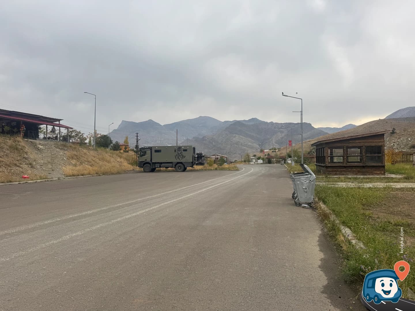 Yol Kenarı Otopark ve Konaklama Alanı - Uzundere, Erzurum, foto 2