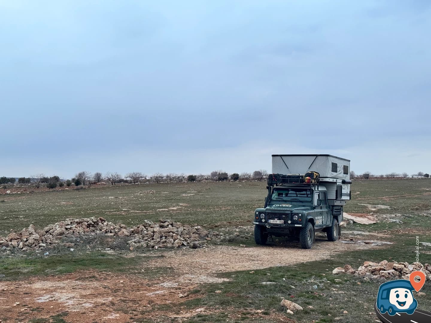 Tarla Üstünde Vahşi Kamp Alanı - Suruç, Şanlıurfa, foto 1