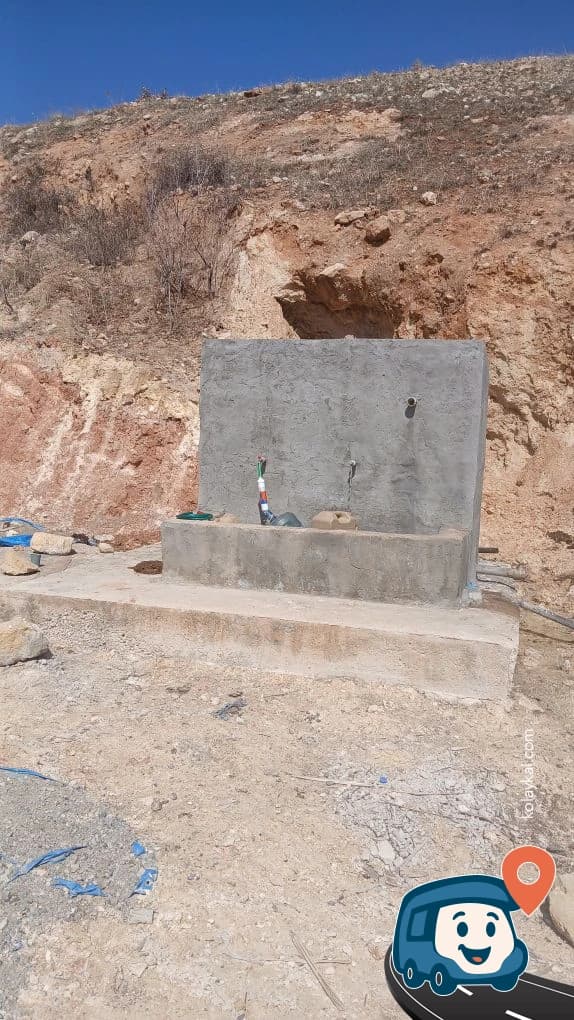Yol Kenarı Kaynak Suyu - Dargeçit, Mardin, foto 1