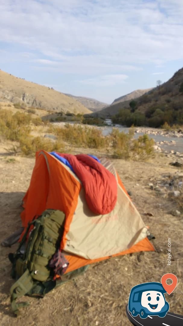 Nehir Geçidi Yanı Vahşi Kamp Alanı - Refahiye, Erzincan, foto 1