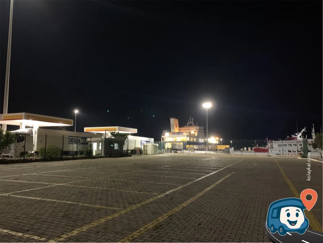 Çeşme Sakız Feribot Otoparkı - İzmir, foto 2