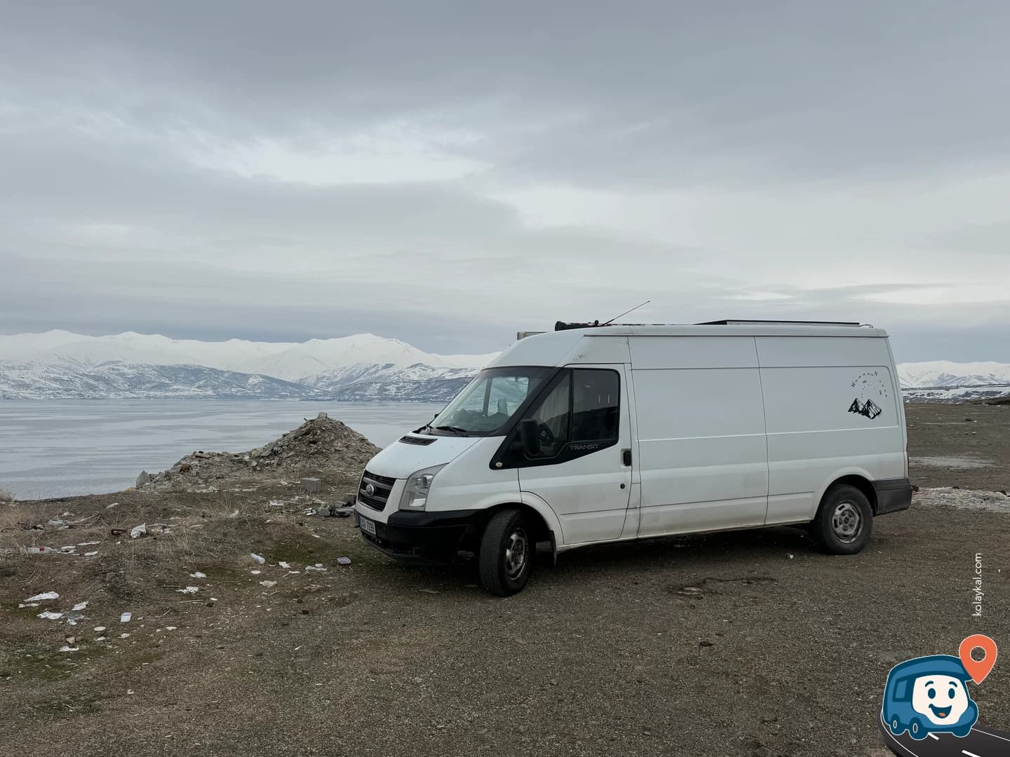 Göl Manzaralı Vahşi Kamp Alanı - Tatvan, Bitlis, foto 1