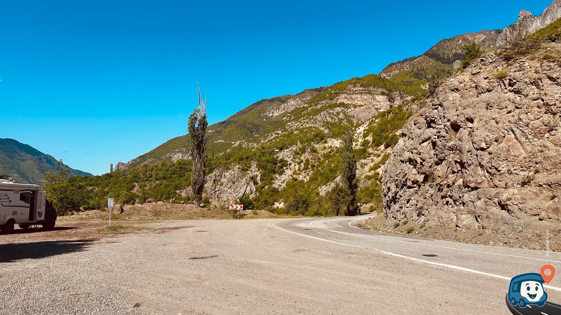 Şavşat Yakınları Yol Kenarı Park Alanı - Artvin, foto 2