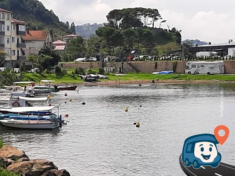 Balıkçı Limanı Yanı Kamp Alanı - Araklı, Trabzon, foto 3