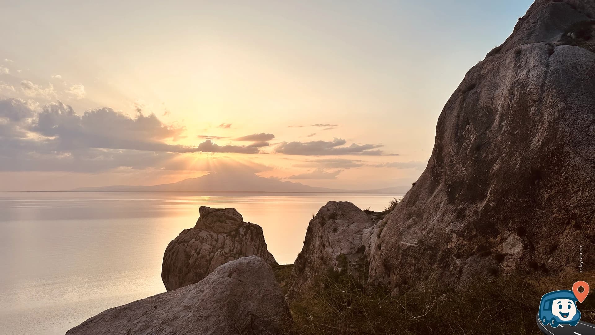Amik Kalesi Yakınları Vahşi Kamp Alanı - Tuşba, Van, foto 1