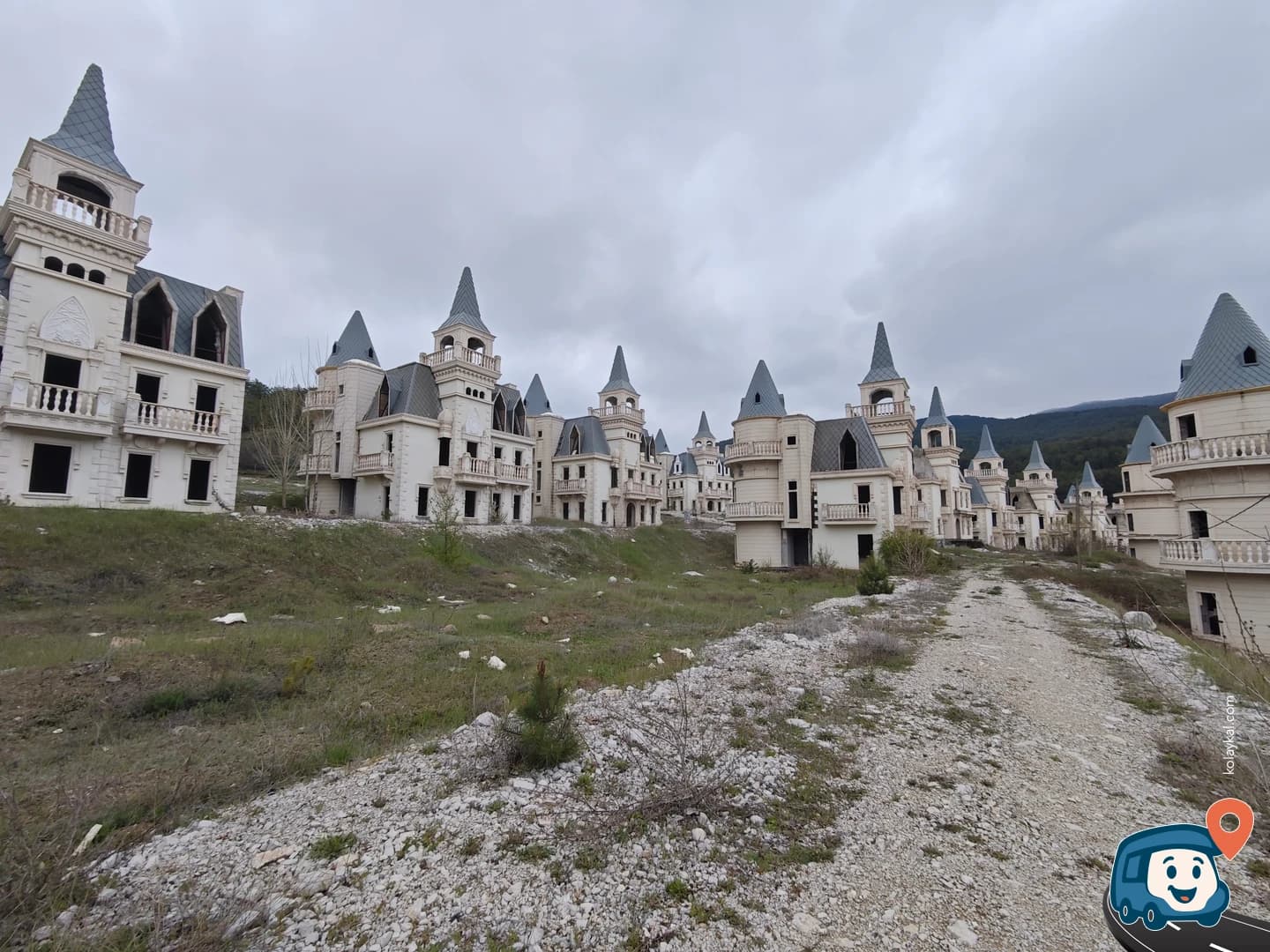 Terk Edilmiş Lüks Köy - Mudurnu, Bolu, foto 1