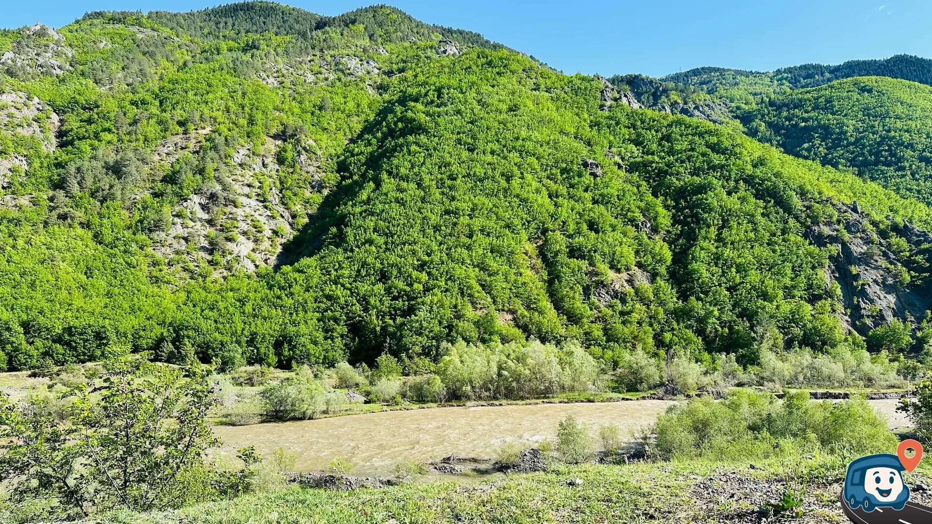 Şavşat Yakınları Yol Kenarı Park Alanı - Artvin, foto 1