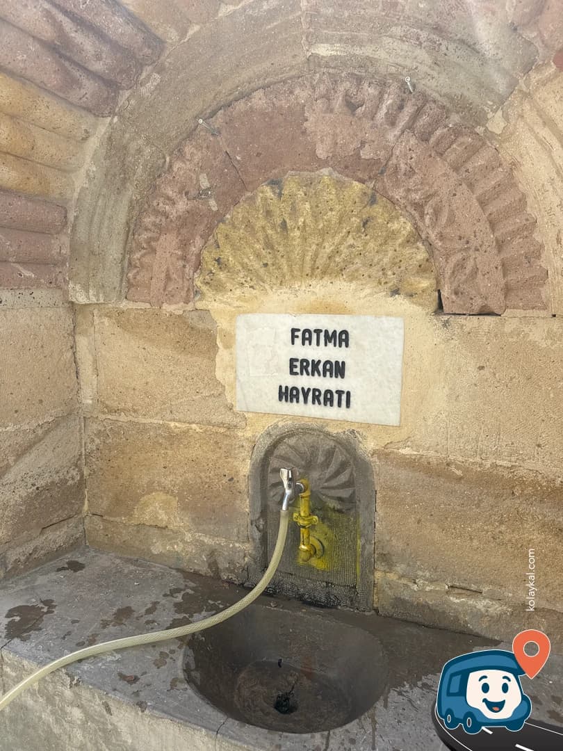 Yol Kavşağında Su Kaynağı - Ürgüp, Nevşehir, foto 1